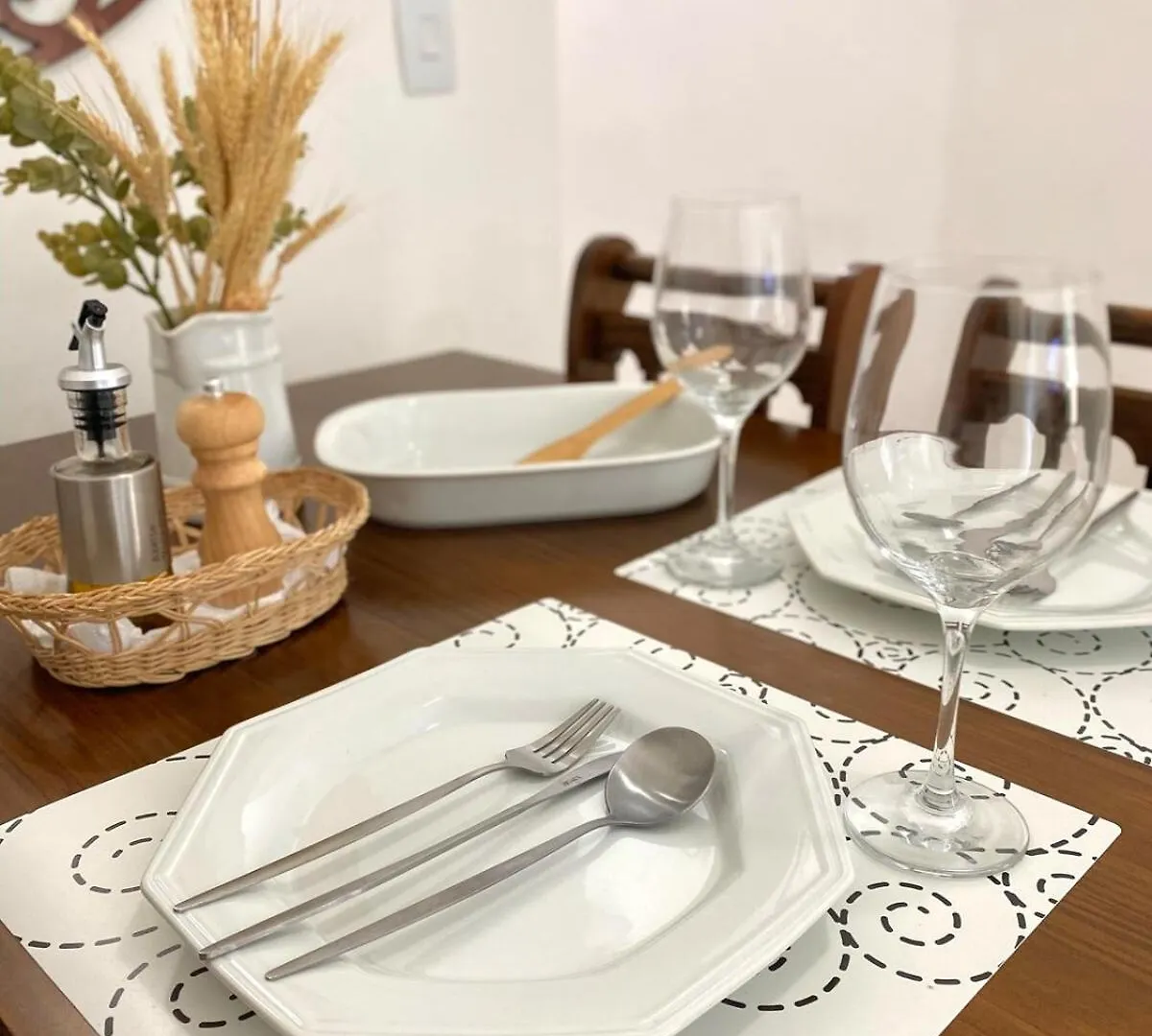 208 Citta 1Q Luxo Completo Ac Cafeteira Expresso 0*, Cabo Frio